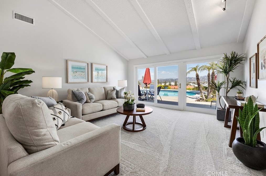 331 Avenida Santa Catalina, La Habra CA  90631-7608 exterior