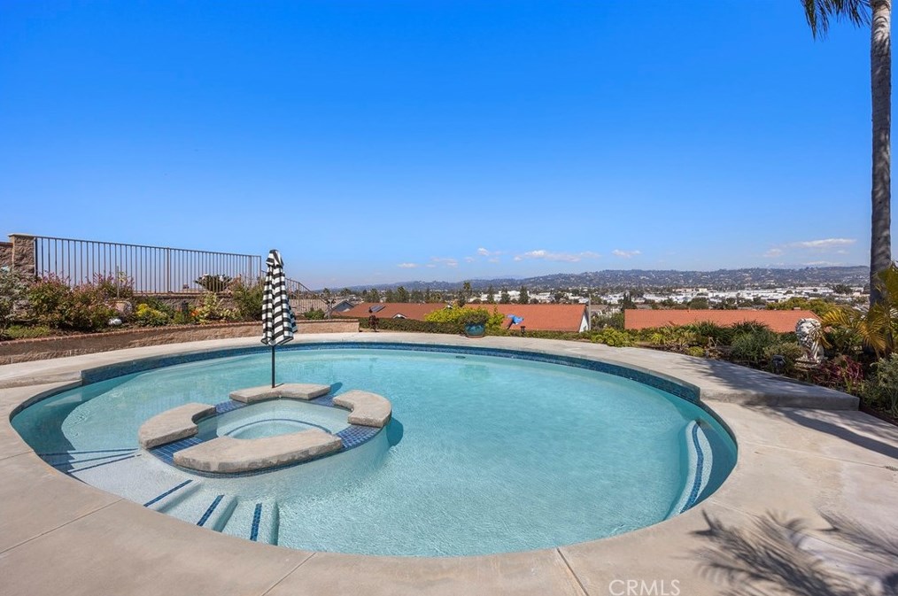 331 Avenida Santa Catalina, La Habra CA  90631-7608 exterior