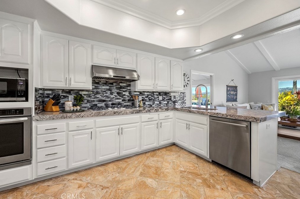 331 Avenida Santa Catalina, La Habra CA  90631-7608 exterior