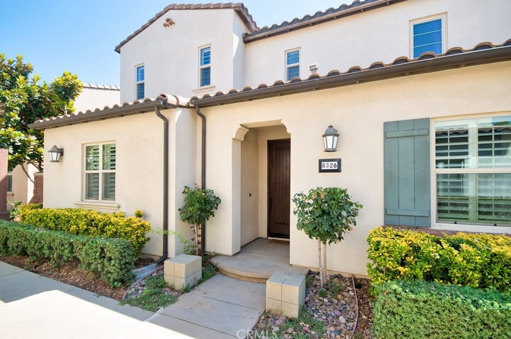 8326 Edgewood St, Chino CA  91708-9325 exterior