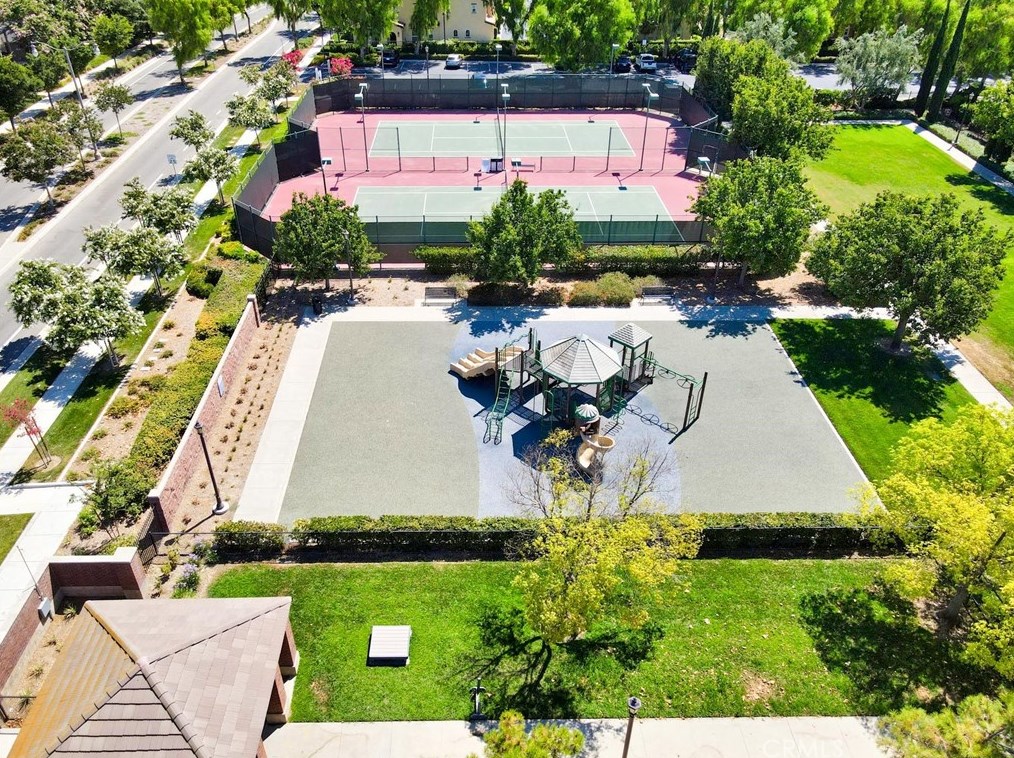 8326 Edgewood St, Chino CA  91708-9325 exterior