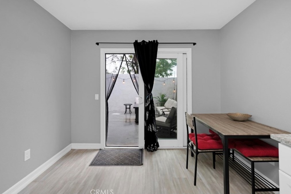 9072 Chaucer Cir, Riverside CA  92503-5739 exterior