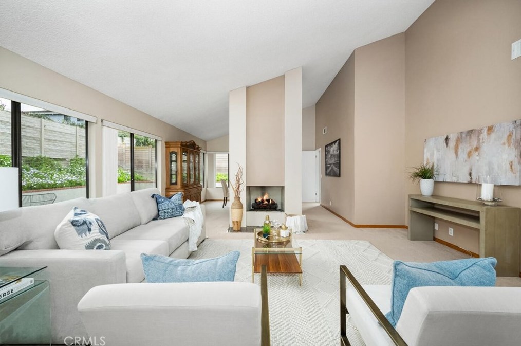 13242 La Quinta St, La Mirada CA  90638-3434 exterior