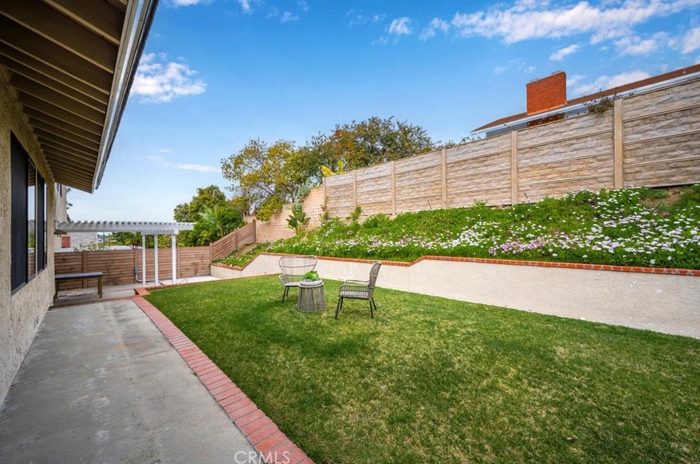 13242 La Quinta St, La Mirada CA  90638-3434 exterior