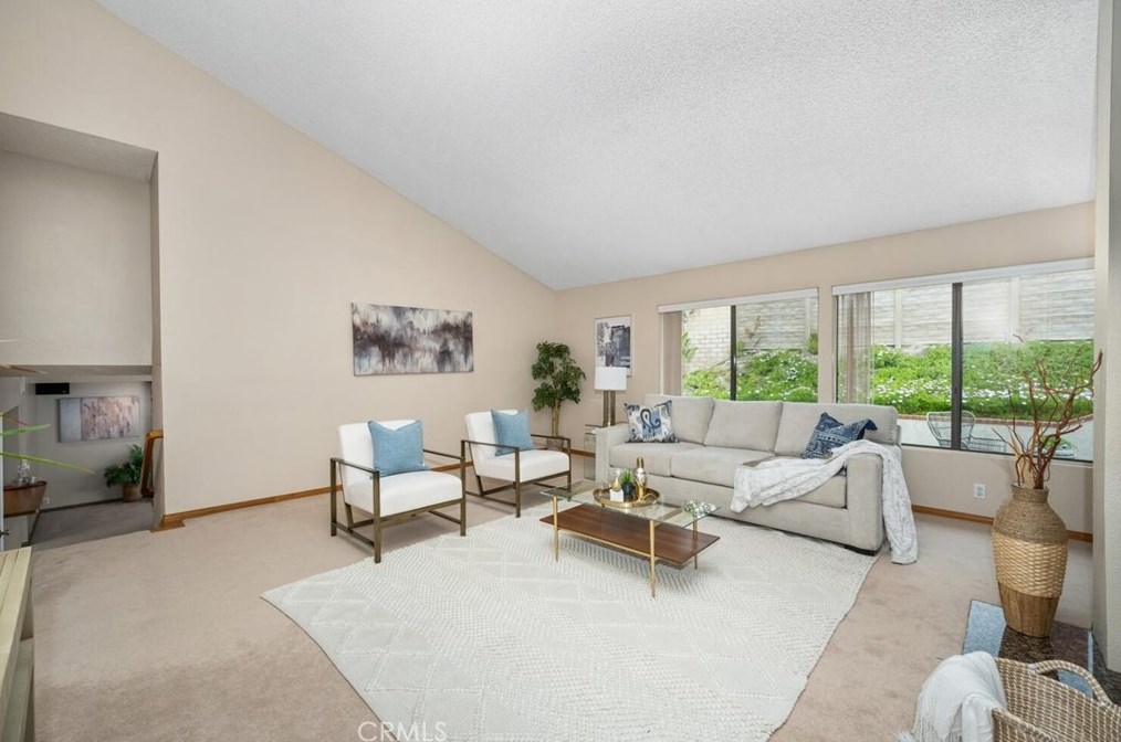 13242 La Quinta St, La Mirada CA  90638-3434 exterior