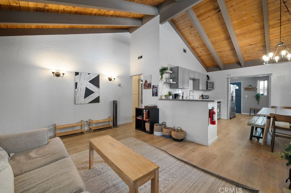 813 Sugarloaf Blvd, Big Bear City CA  92314-9352 exterior