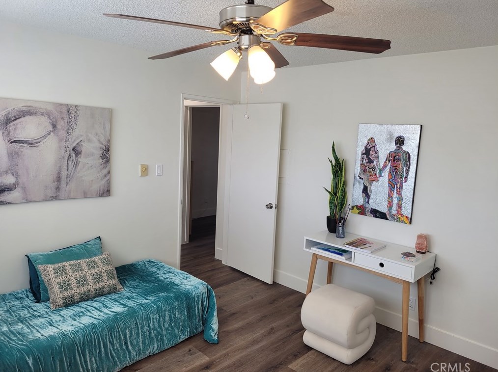 120 Alamitos Ave, Long Beach CA  90802-5360 exterior