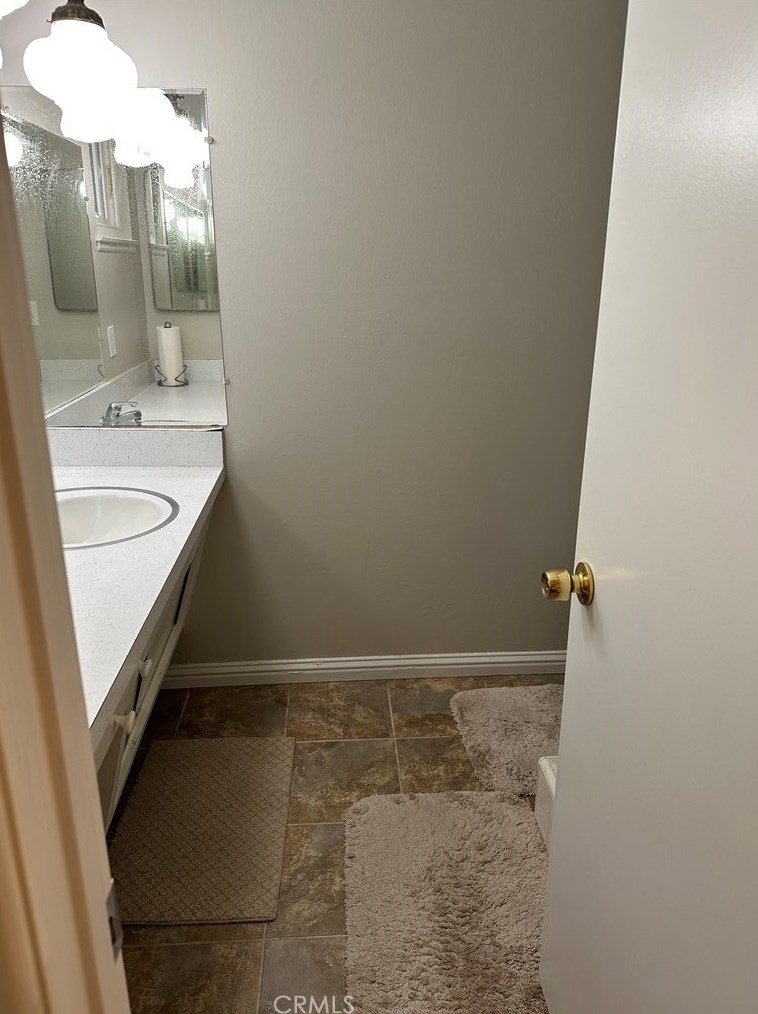 11500 Gramercy Pl, Riverside CA  92505-2525 exterior
