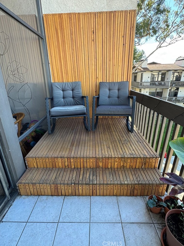 8319 Marina Pacifica Dr, Long Beach CA  90803-3805 exterior