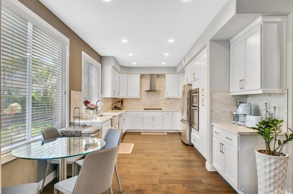 10 Waterside Cv, Buena Park CA  90621-1664 exterior