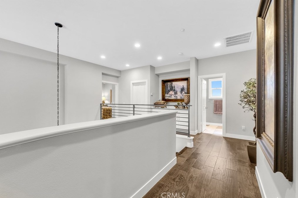 10 Waterside Cv, Buena Park CA  90621-1664 exterior