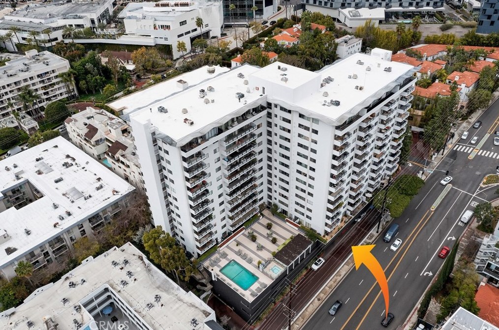 1155 La Cienega Blvd, Los Angeles CA  90035-2518 exterior