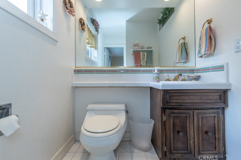 255 Owens Dr, Anaheim CA  92808-1327 exterior