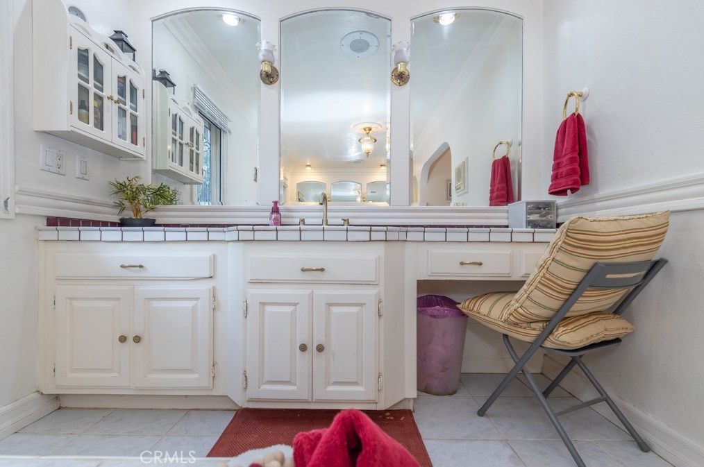 255 Owens Dr, Anaheim CA  92808-1327 exterior