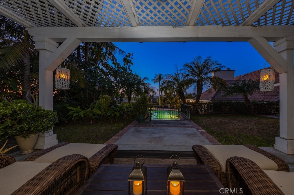 255 Owens Dr, Anaheim CA  92808-1327 exterior