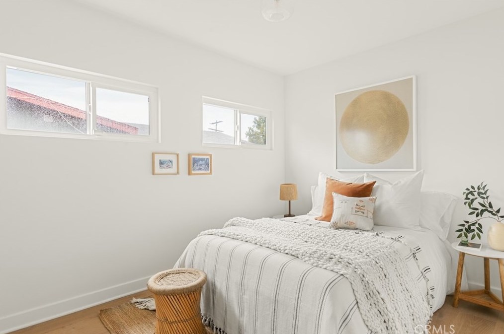 3912 Seneca Ave, Los Angeles CA  90039-1639 exterior