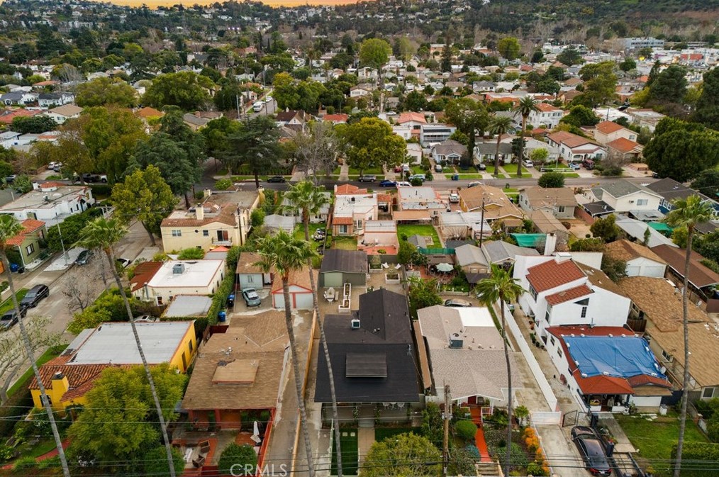 3912 Seneca Ave, Los Angeles CA  90039-1639 exterior