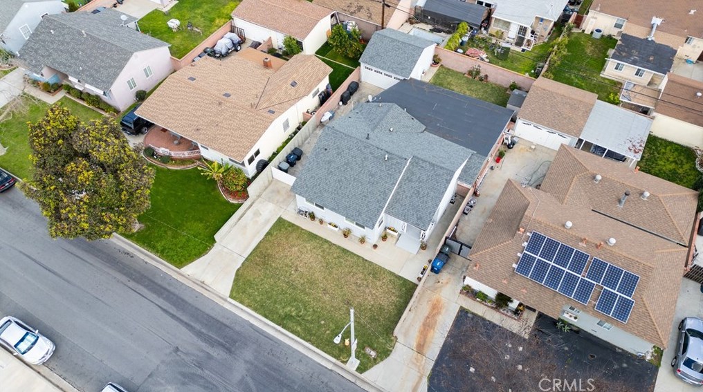 13846 Dunrobin Ave, Bellflower CA 90706-2420 exterior