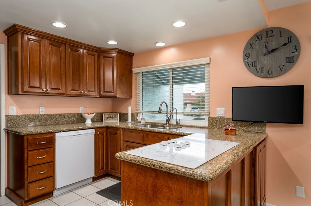 630 Country Hills Dr, La Habra CA  90631-7631 exterior