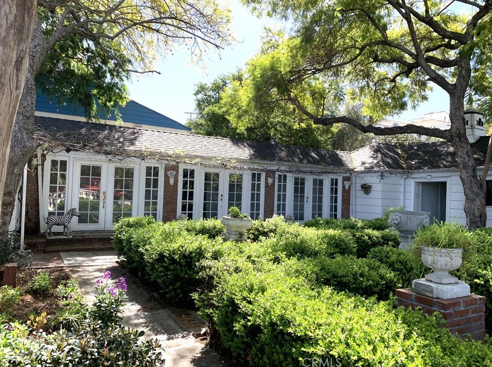 2555 5th St, Los Angeles CA  90057-1900 exterior