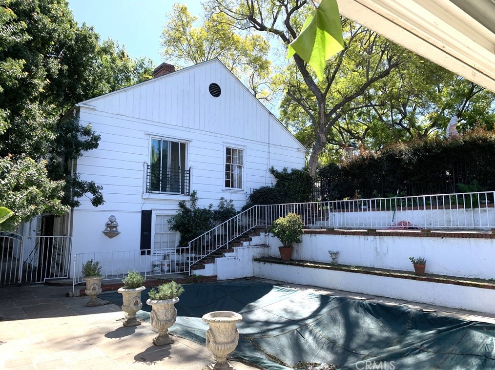 2555 5th St, Los Angeles CA  90057-1900 exterior