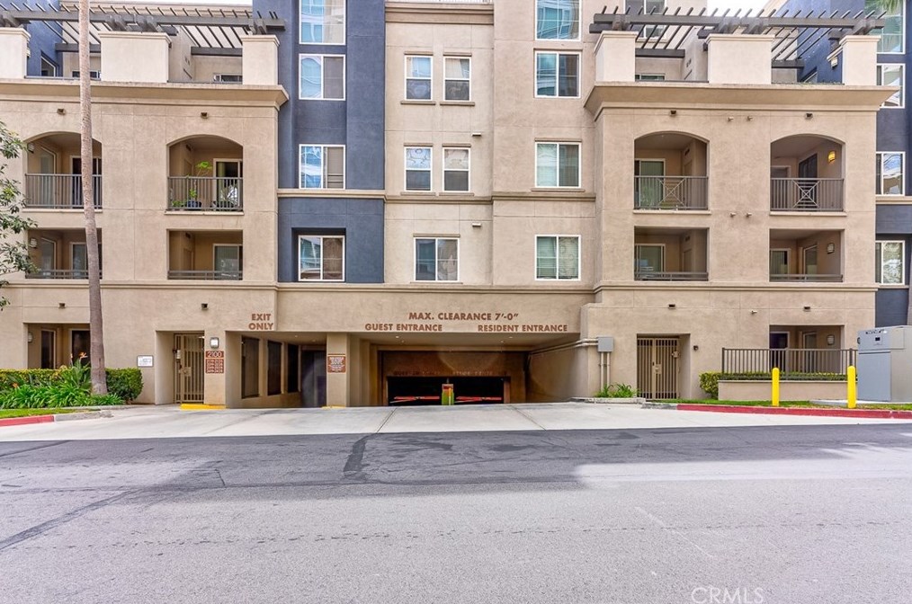 2330 Scholarship, Irvine CA  92612-5683 exterior