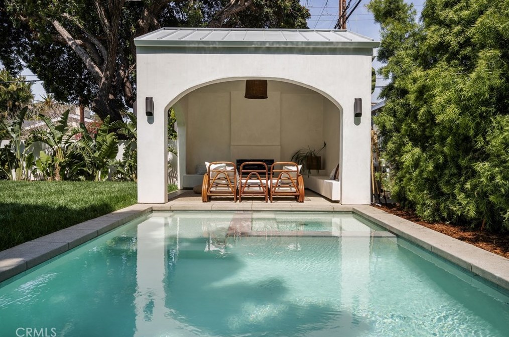 3706 Barry Ave, Los Angeles CA  90066-3204 exterior