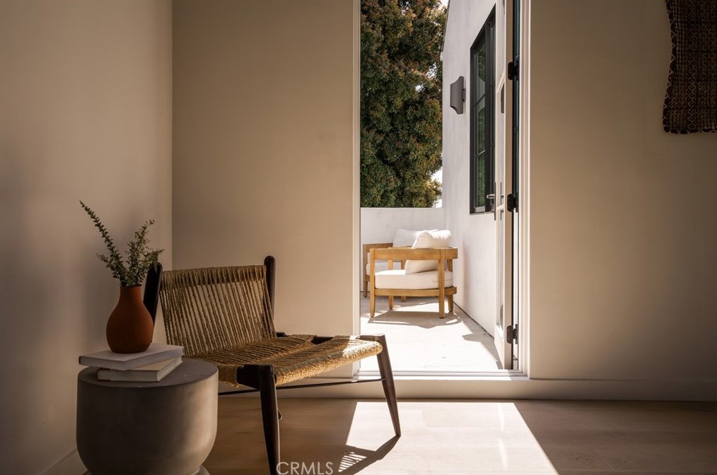 3706 Barry Ave, Los Angeles CA  90066-3204 exterior