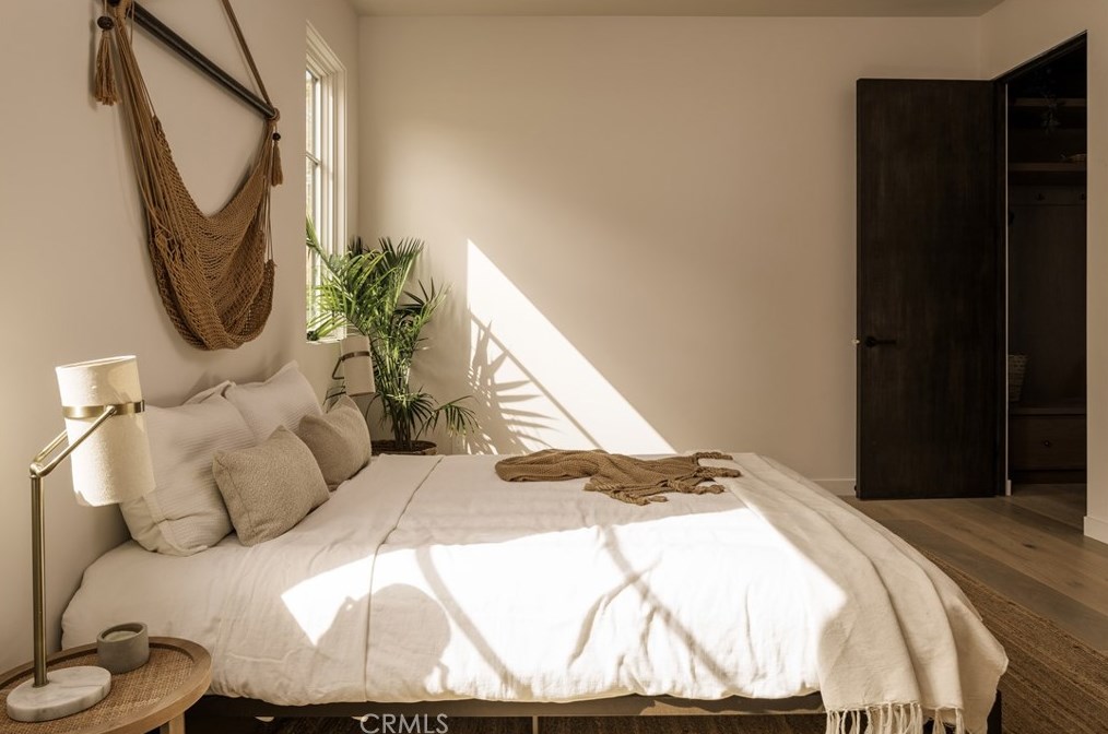 3706 Barry Ave, Los Angeles CA  90066-3204 exterior