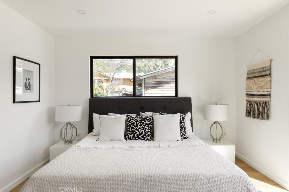 3346 Loosmore St, Los Angeles CA  90065-1711 exterior