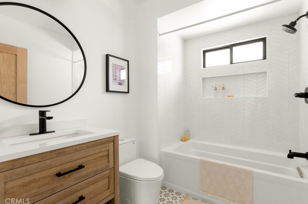 3346 Loosmore St, Los Angeles CA  90065-1711 exterior
