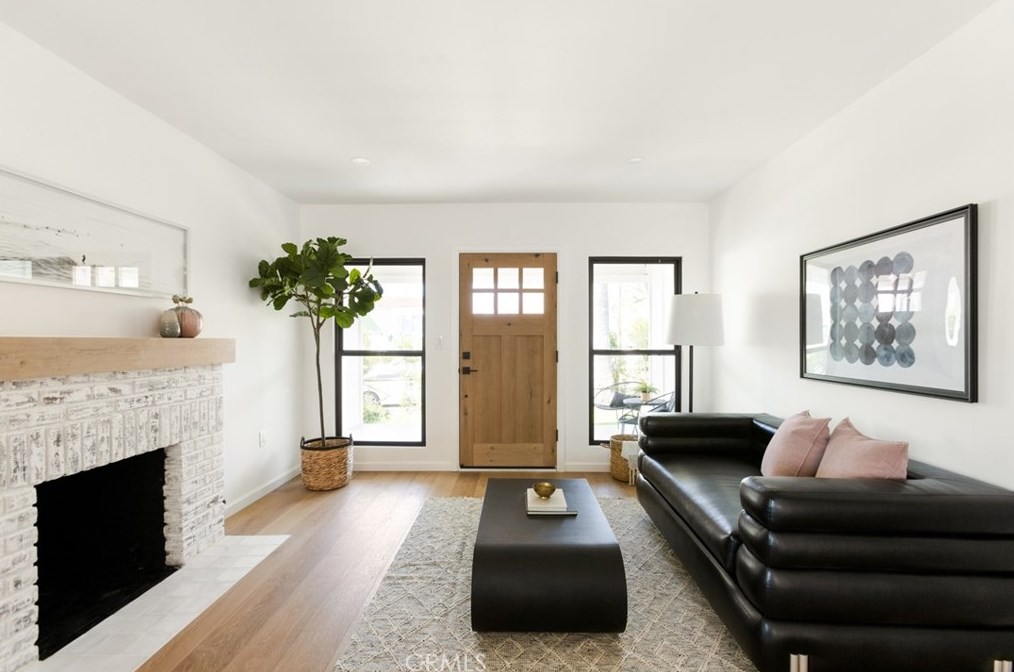 3346 Loosmore St, Los Angeles CA  90065-1711 exterior