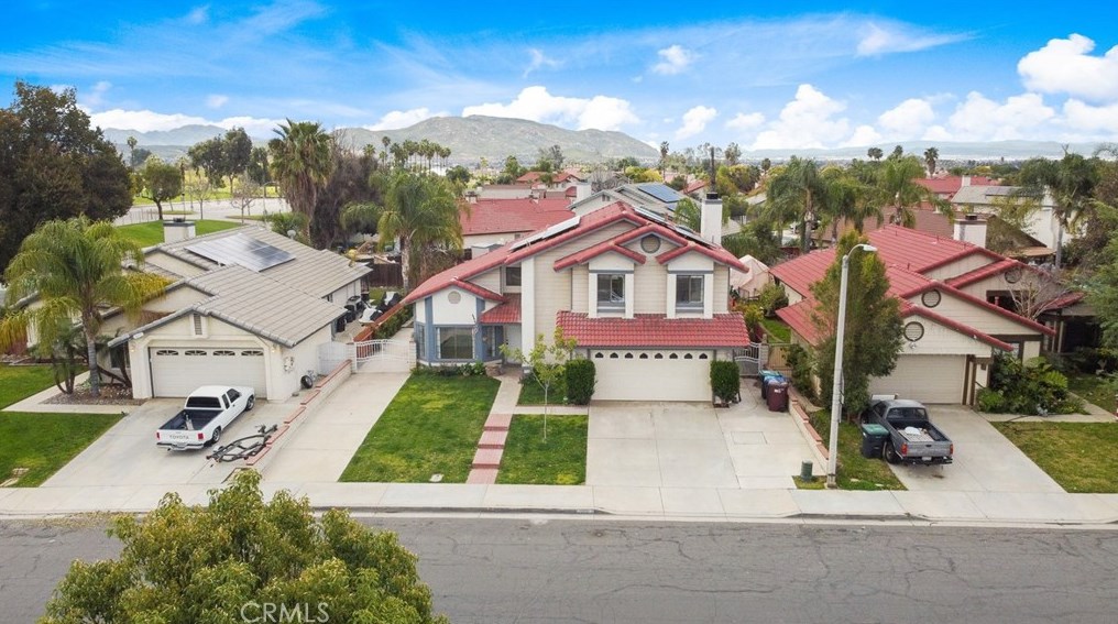 26463 Petaluma Ave, Moreno Valley CA  92555-2464 exterior