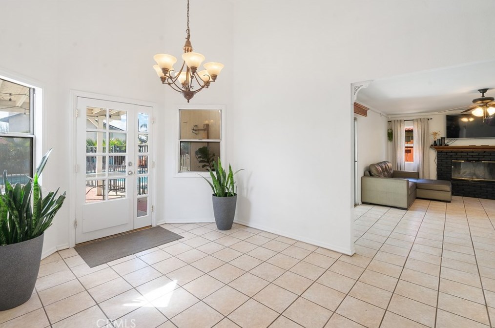 26463 Petaluma Ave, Moreno Valley CA  92555-2464 exterior