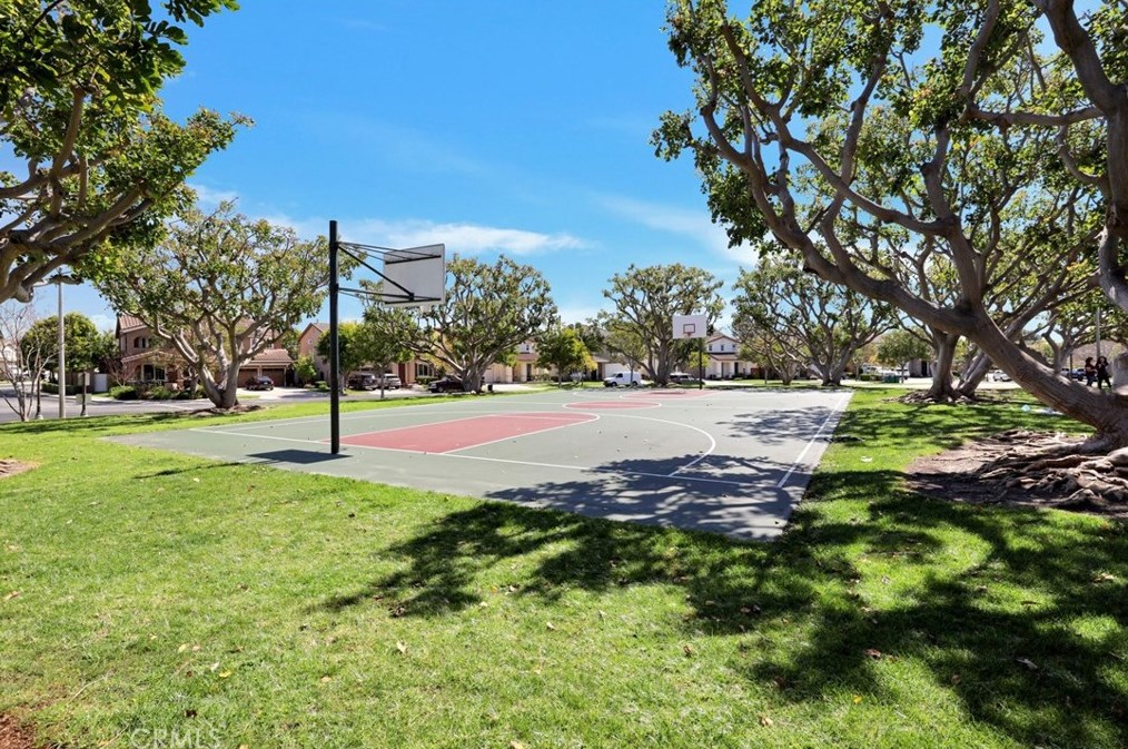 14 Arizona, Irvine CA  92606-1762 exterior