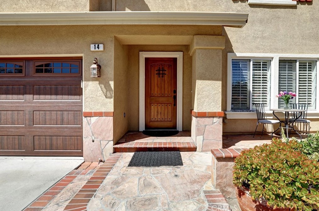 14 Arizona, Irvine CA  92606-1762 exterior
