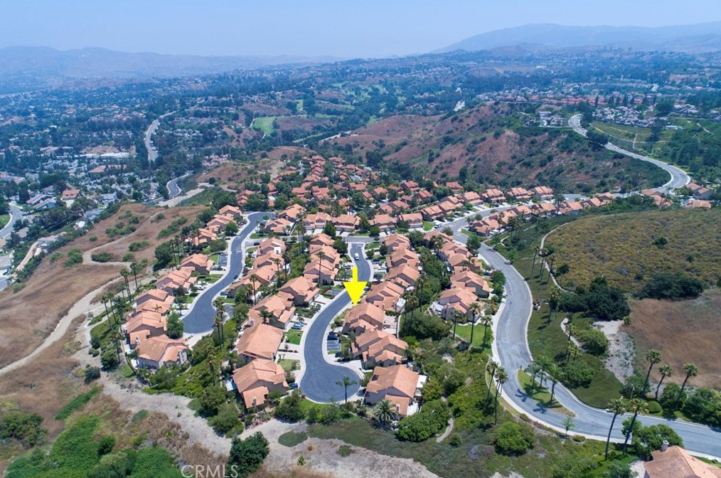 720 Palomino Ln, Anaheim CA  92807-4877 exterior