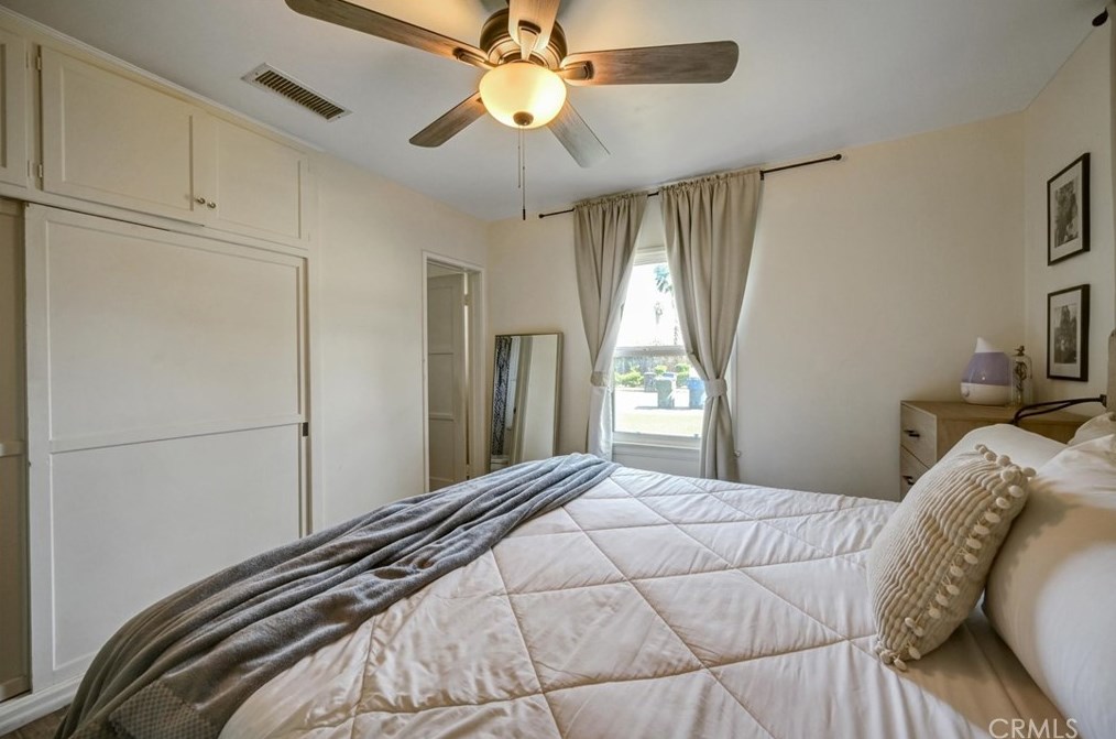 6741 Yellowstone Dr, Riverside CA  92506-3924 exterior