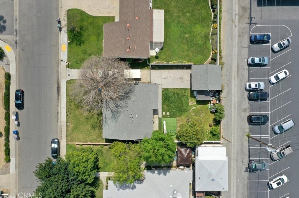 6741 Yellowstone Dr, Riverside CA  92506-3924 exterior