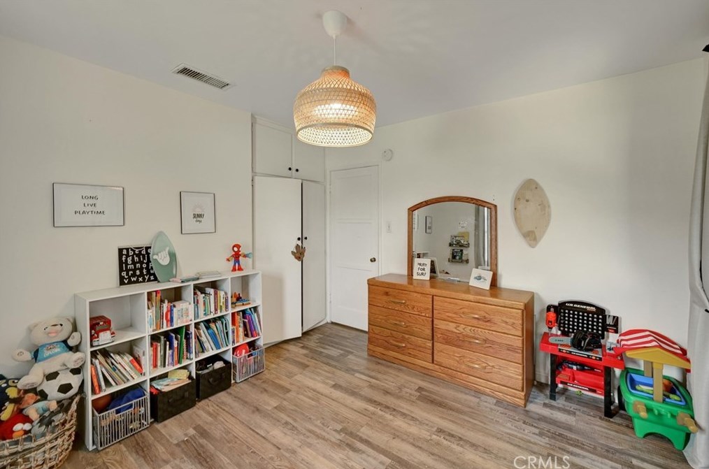 6741 Yellowstone Dr, Riverside CA  92506-3924 exterior