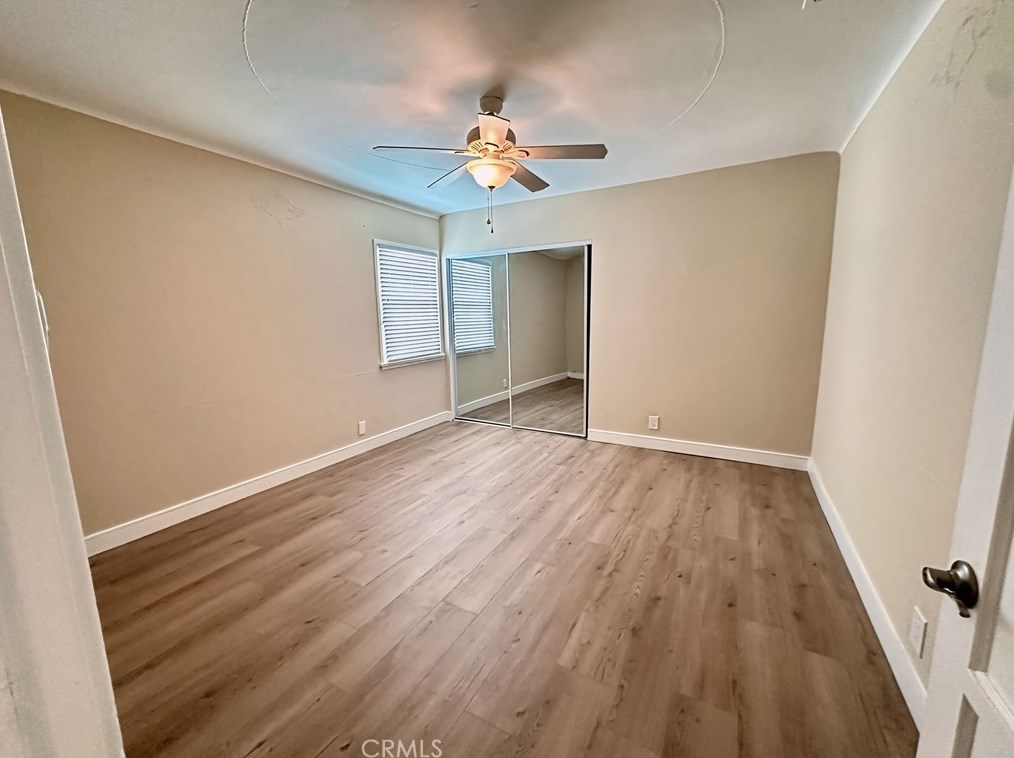 10304 Gramercy Pl, Los Angeles CA  90047-4129 exterior