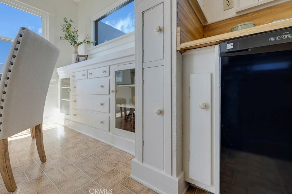 538 Helena St, Anaheim CA  92805-4530 exterior