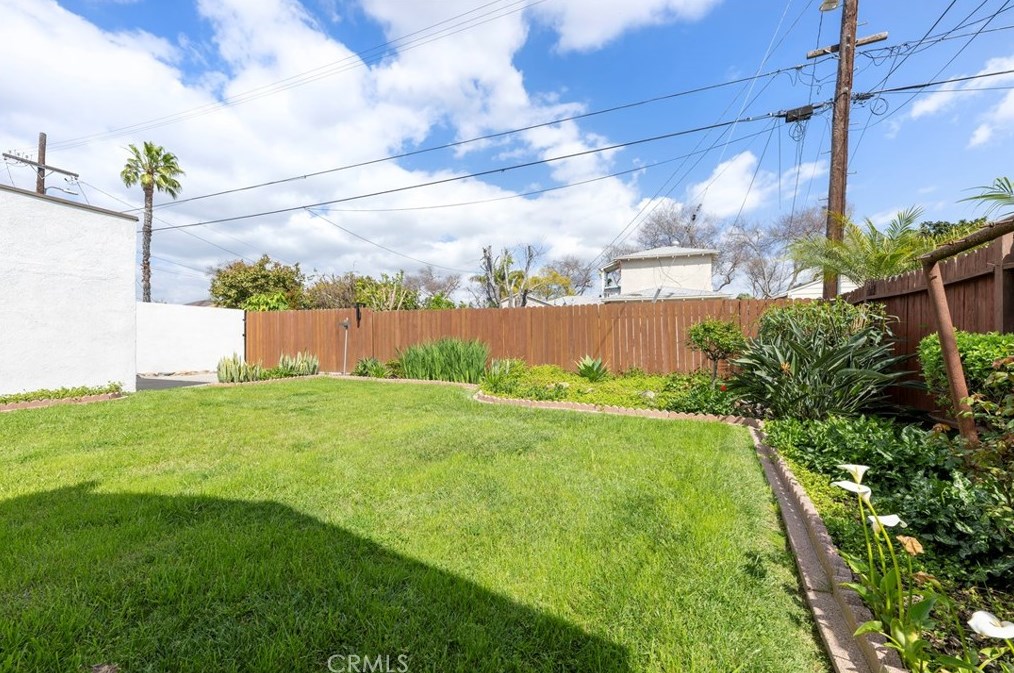 538 Helena St, Anaheim CA  92805-4530 exterior