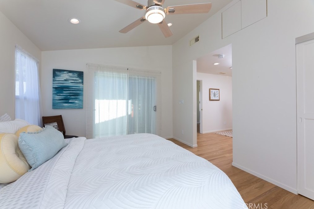 6443 Bayard St, Long Beach CA  90815-3402 exterior