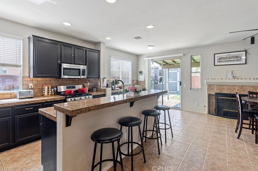 15315 Calle Camelia, Moreno Valley CA  92555-2974 exterior