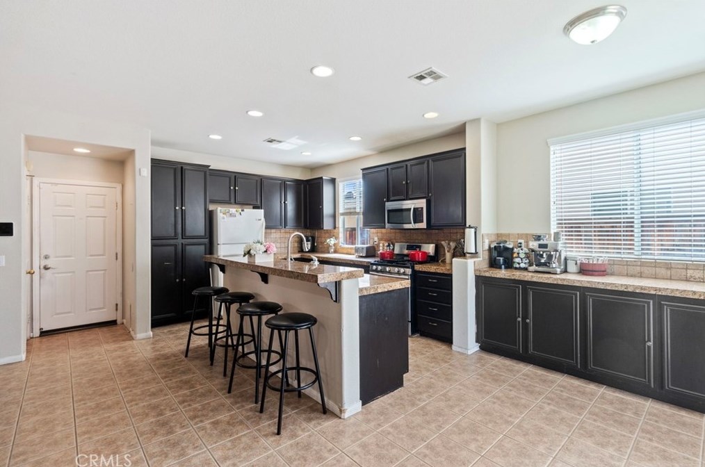 15315 Calle Camelia, Moreno Valley CA  92555-2974 exterior