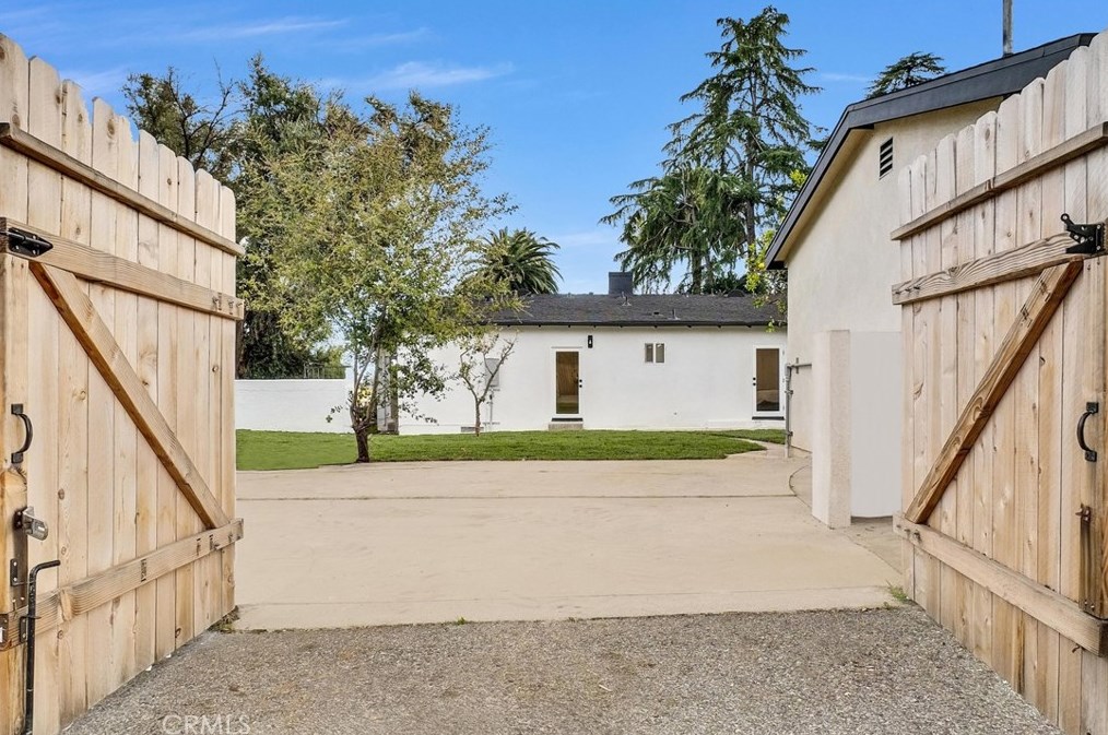 1785 Monte Vista St, Pasadena CA  91106-1311 exterior