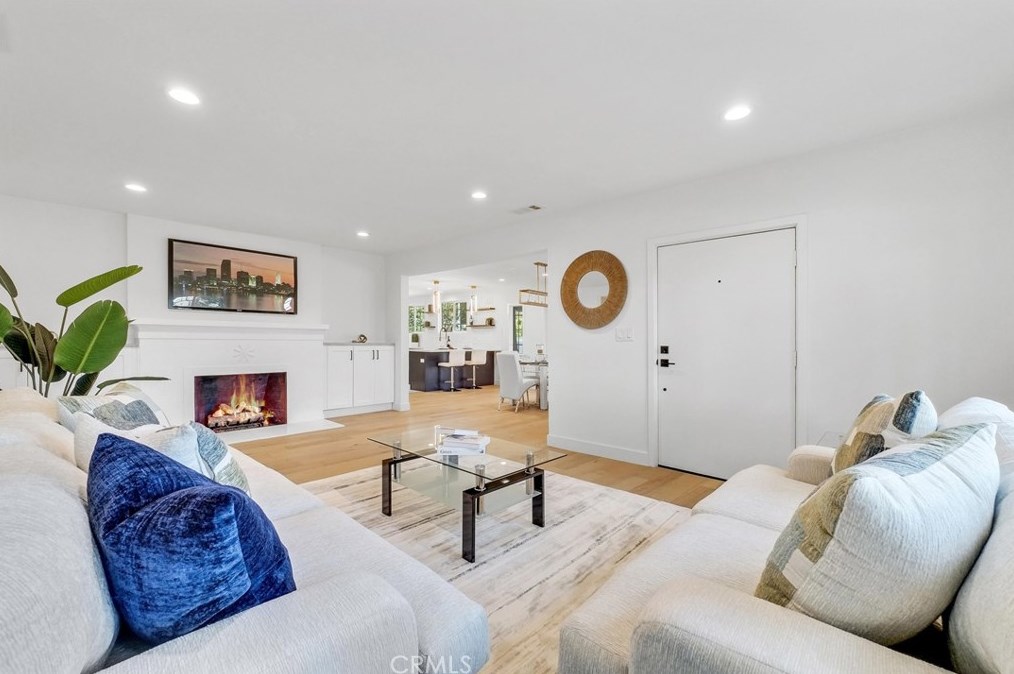 1785 Monte Vista St, Pasadena CA  91106-1311 exterior