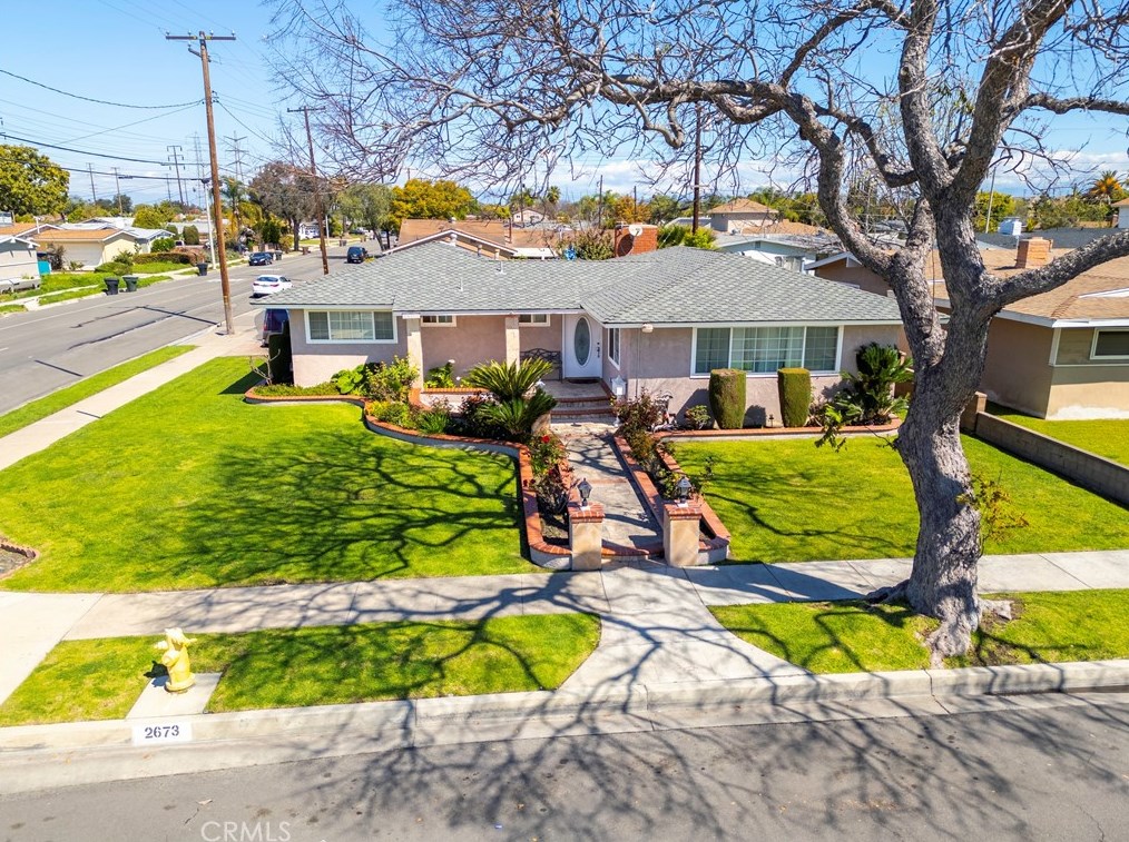 2673 Yale Ave, Anaheim CA  92801-4953 exterior