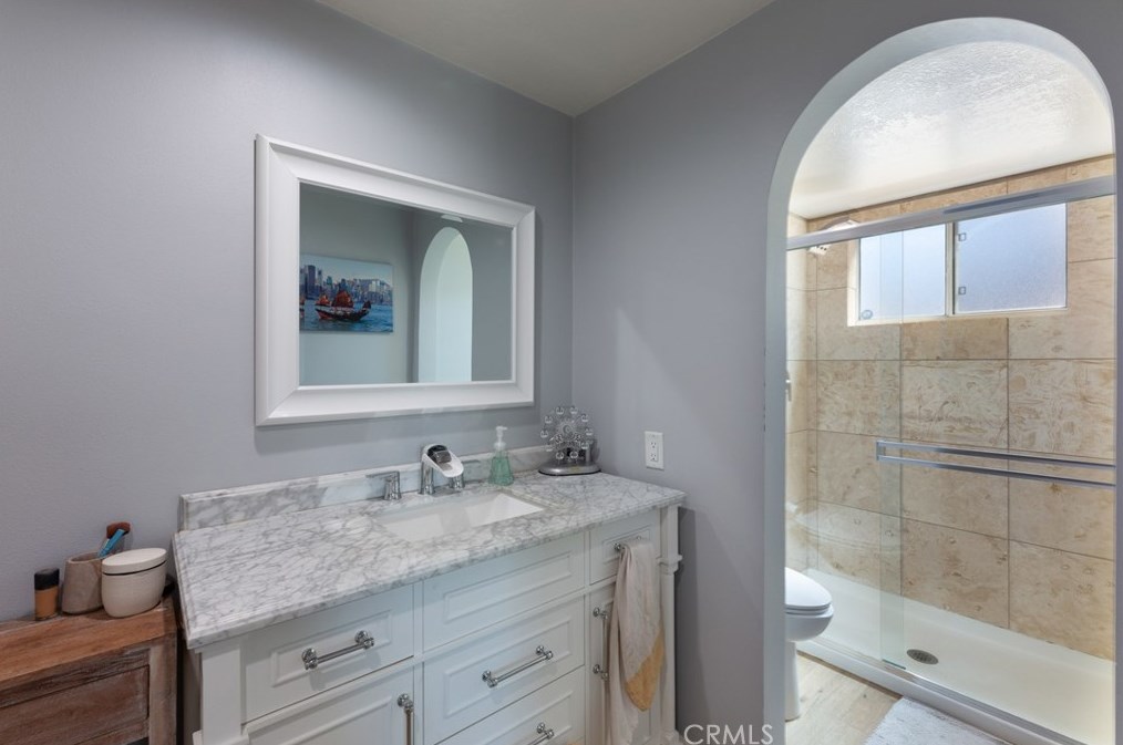 8201 Santa Margarita Ln, Buena Park CA  90623-2218 exterior